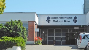 Eingangsbereich der Werkstatt für beeinträchtigte Menschen in Bebra